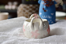 Load image into Gallery viewer, Handmade daisy bowl - Floral pattern bowl - Elegant ceramic bowl