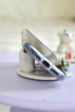 Load image into Gallery viewer, Handmade phone stand - phone holder - animal ceramics - Christmas design