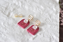 Load image into Gallery viewer, Floral Handmade Polymer Clay Earrings (shell stud)