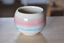 Load image into Gallery viewer, Ice crackle style succulent pot - drippy flower planter (8.5*8cm)