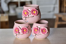 Load image into Gallery viewer, 3D flower succulent pot - flower planter (8*9.5cm)