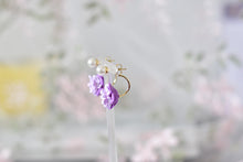 Load image into Gallery viewer, Floral Handmade Polymer Clay Earrings (back flower 1)