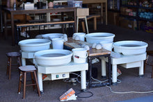 Load image into Gallery viewer, Wheel-throwing Taster Pottery Workshop