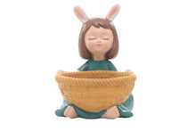 Load image into Gallery viewer, Elegant girl pot - Succulent Planters - Made of Resin