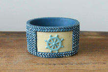 Load image into Gallery viewer, Marine Pots - Flower Planters - Succulent pots - Made of Resin