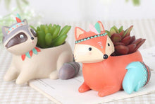 Load image into Gallery viewer, Animal Pots - Bear Racoon Elephant Planters - Succulent pots - Made of Resin