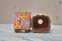 Load image into Gallery viewer, Handpainted succulent pots - flower planters - ceramic pots (9.5cm*9.5cm*10.8cm)