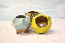 Load image into Gallery viewer, Polygon ceramic planters - succulent pots - Garden design (7cm×6.5cm)