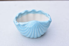 Load image into Gallery viewer, Shell succulent pot - Ocean ceramic pot