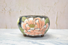 Load image into Gallery viewer, Handpainted large succulent pots - flower planters - ceramic pots (12cm*10cm)