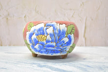Load image into Gallery viewer, Handpainted large succulent pots - flower planters - ceramic pots (12cm*10cm)