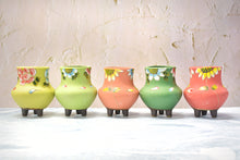 Load image into Gallery viewer, Handpainted flower pots - succulent planters - Unique planter (7cm * 11.8cm)