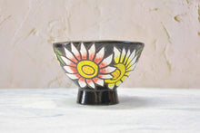 Load image into Gallery viewer, Handpainted flower pots - succulent planters - ceramic pots (14.5cm × 9.5cm)