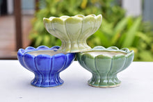 Load image into Gallery viewer, Floral succulent pot - elegant flower planter (13cm*8cm)