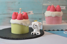 Load image into Gallery viewer, Scented strawberry cake candle