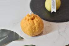 Load image into Gallery viewer, Handmade orange scented soy candle