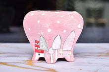 Load image into Gallery viewer, Handpainted cartoon pots - flower planter - succulent pot (14cm * 11.5cm)