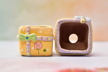 Load image into Gallery viewer, 【Doris's collection】Handmade gift box pots - small succulent planter (5.5cm*5cm)