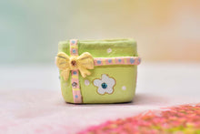 Load image into Gallery viewer, 【Doris's collection】Handmade gift box pots - small succulent planter (5.5cm*5cm)