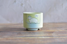 Load image into Gallery viewer, Frosting handpainted animal pots - cute planters (9cm * 7.8)