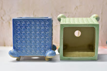 Load image into Gallery viewer, Large square succulent pots - frog feet pot (14.5cm*14.5cm*16cm)