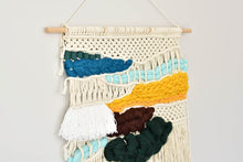 Load image into Gallery viewer, Macrame handmade hanging decoration (62cm*64cm)