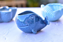 Load image into Gallery viewer, Marine style succulent pot - animal flower planter
