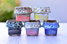 Load image into Gallery viewer, Yipin small succulent pot - flower planter (6.5cm*6.5cm*7cm)