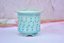 Load image into Gallery viewer, Ice crackle style pot - full stamps flower planter (8.5cm*8cm)