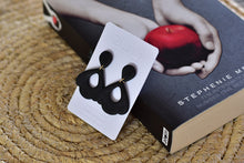 Load image into Gallery viewer, Traditional Black Cutout Polymer Clay Earrings