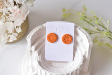 Load image into Gallery viewer, Orange Texture Polymer Clay Earrings