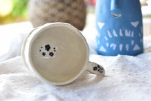 Load image into Gallery viewer, Handmade coffee mug - black flower mug - Elegant mug
