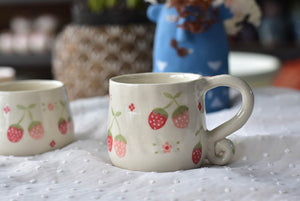 Handmade strawberry mug - coffee lover mug - Elegant ceramic mug