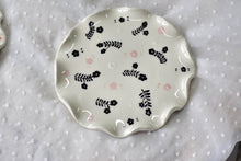 Load image into Gallery viewer, Desert plate - jewellery plate - Handmade desert tray - daisy saucer
