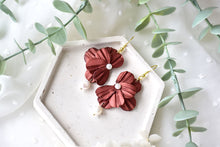 Load image into Gallery viewer, Flower Polymer Clay Earrings (Metallic Red 3)
