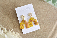 Load image into Gallery viewer, Elegant dangle earrings - polymer clay earrings (yellow 1)
