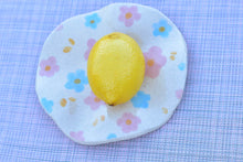 Load image into Gallery viewer, Daisy cake plate - Handmade jewellery tray
