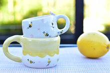 Load image into Gallery viewer, Cute bee mug - coffee lover mug (small)
