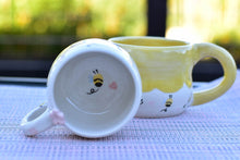 Load image into Gallery viewer, Cute bee mug - coffee lover mug (small)
