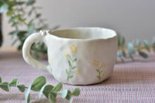 Load image into Gallery viewer, Handmade coffee mug - daisy coffee lover mug - frosted glaze
