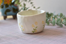 Load image into Gallery viewer, Handmade coffee mug - daisy coffee lover mug - frosted glaze
