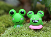 Load image into Gallery viewer, Miniature frog – Fairy Garden - DIY material - Terrarium material
