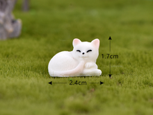 Load image into Gallery viewer, Miniature cat fox hedgehog – Fairy Garden - Animal ornaments
