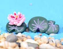 Load image into Gallery viewer, 2 × Miniature lotus– Fairy Garden - DIY material - Terrarium material
