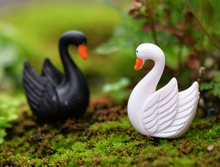 Load image into Gallery viewer, Miniature swan – Fairy Garden - DIY material - Terrarium material
