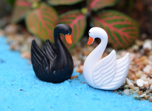 Load image into Gallery viewer, Miniature swan – Fairy Garden - DIY material - Terrarium material
