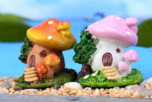 Load image into Gallery viewer, Miniature mushroom house – Fairy Garden DIY Material
