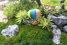 Load image into Gallery viewer, Miniature fire ballon – Fairy Garden DIY Material
