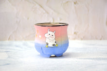 Load image into Gallery viewer, Handpainted animal pots - succulent planters - cute pots
