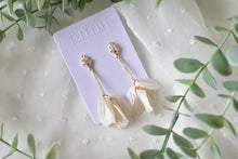 Load image into Gallery viewer, Petal Polymer Clay Earrings (white pearl 1)
